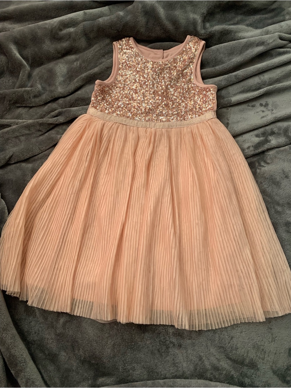 Primark Pink Rose Sequin Bodice Pleated Tulle Dress. Age 3-4 flower girl